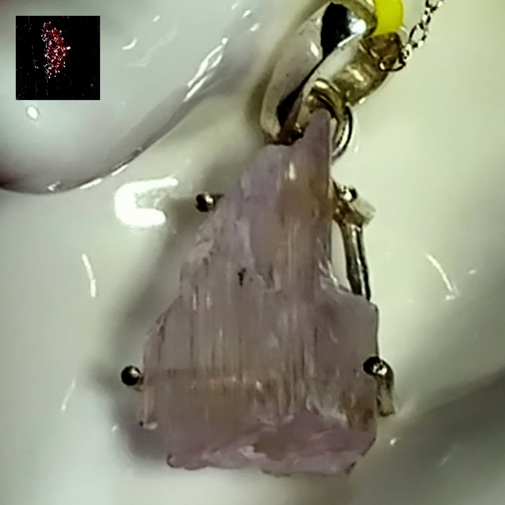 🛑FIRM PRICE🛑.💥KUNZITE, ON AN 🔥ITALIAN STERLING 18 INCH CHAIN. (NC-14 2976)